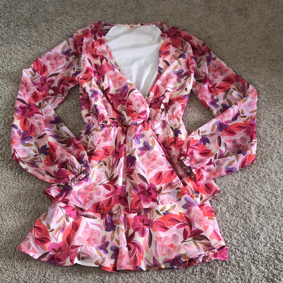 Boho Floral Summer Dress Long Sleeve Ruffle Mini V Neck Blogger Showpo - Picture 2 of 5